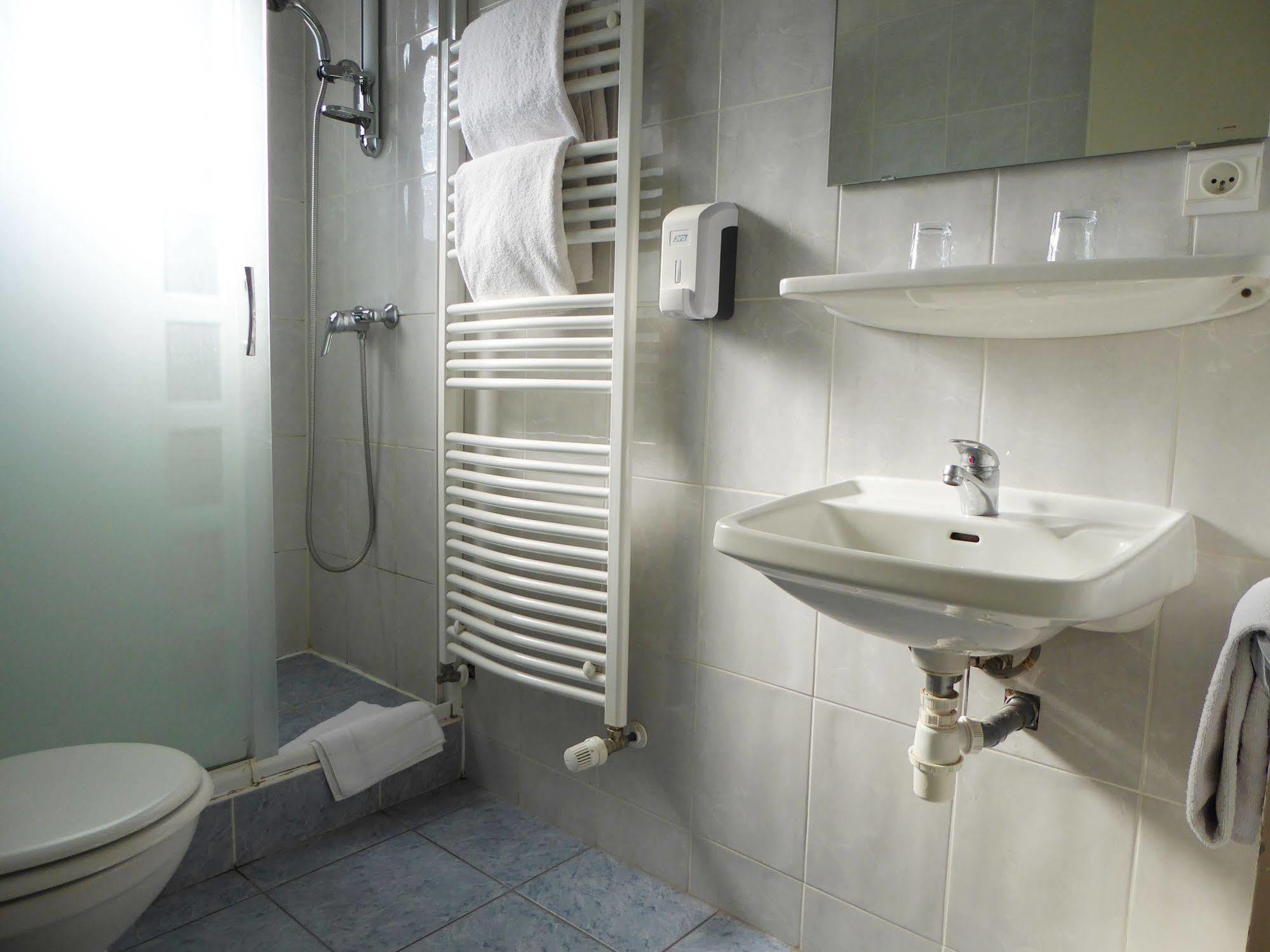 Auberge De Costaroche البيتفيل المظهر الخارجي الصورة